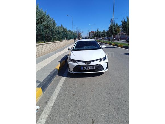 Sahibinden Toyota Corolla 1.5 Dream 2023 Model