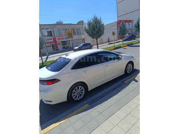 Sahibinden Toyota Corolla 1.5 Dream 2023 Model