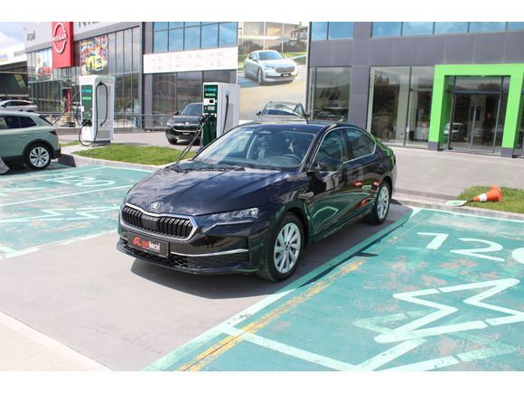 Skoda Octavia 1.5 MHEV PREMİUM