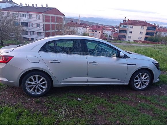 Sahibinden Renault Megane 1.5 dCi Touch  2016 Model