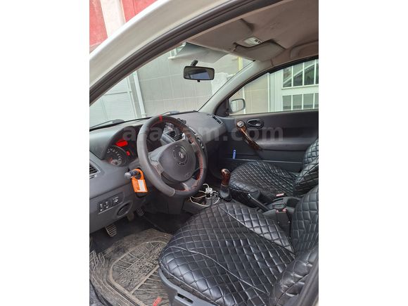 Sahibinden Renault Megane 1.6 Authentique 2004 Model