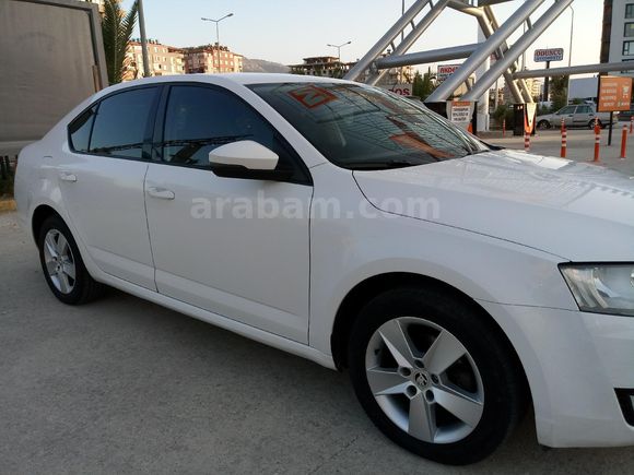 Sahibinden Skoda Octavia 1.6 TDI greentech 110hp Optimal