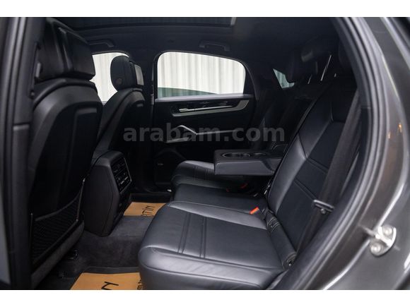 BAYİ 2025 CAYENNE COUPE 3.0  HEADUP_SOGUTMA_DİSTRONIC_HATASIZ