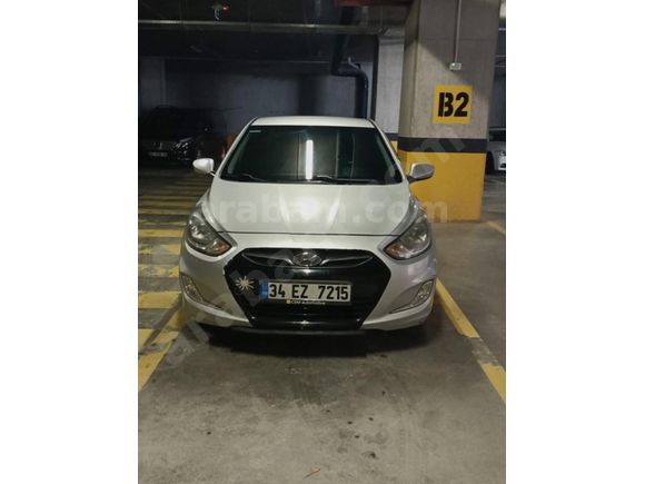 Sahibinden Hyundai Accent Blue 1.6 CRDI Biz 2012 Model  184.000 km Gri