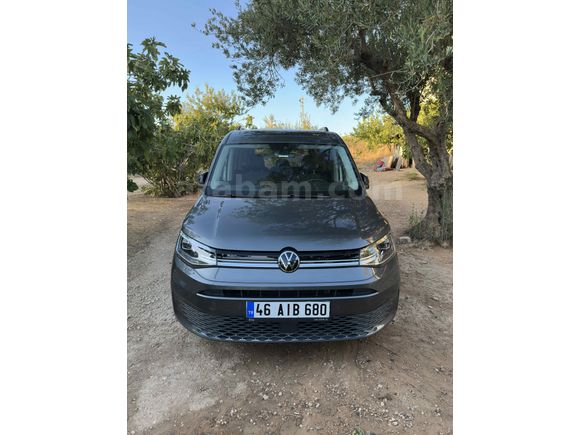Sahibinden Volkswagen Caddy 2.0 TDI Style 2023 Model  28.000 km Füme