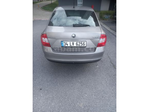 Sahibinden Skoda Rapid 1.6 TDI Elegance 2015 Model
