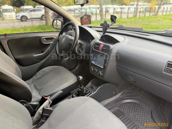 İKİNCİ SAHİBİNDEN TEMİZ CORSA