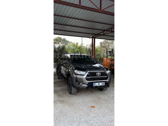 Sahibinden Toyota Hilux 2.4 D-4D 4x2 Adventure 2022 Model 