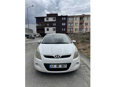 Sahibinden Hyundai i20 Troy 1.2 DOHC Mode 2012 Model  280.000 km Beyaz