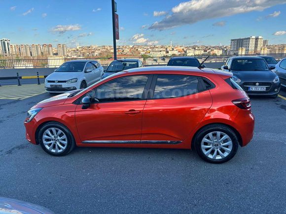 Sahibinden Renault Clio 1.0 TCe Icon 2023 Model 
