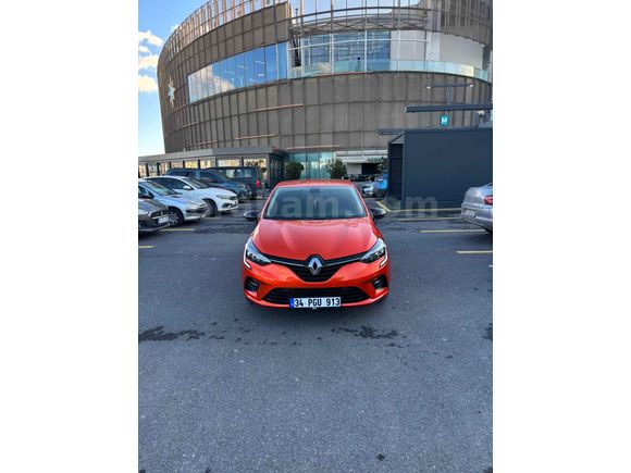 Sahibinden Renault Clio 1.0 TCe Icon 2023 Model 