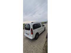 Sahibinden Citroen Berlingo 1.6 HDi Selection 2017 Model  137.000 km Beyaz