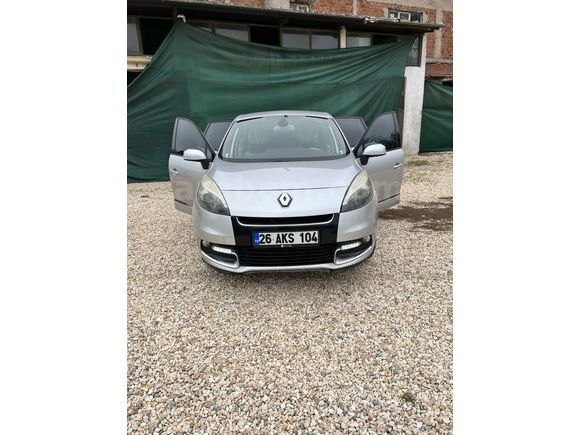 Sahibinden Renault Scenic 1.5 dCi Privilege 2012 Model 