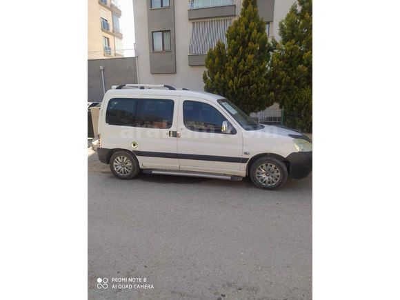 Sahibinden Peugeot Partner 1.9 2003 Model 