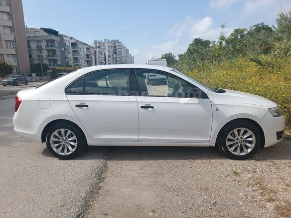 Sahibinden Skoda Rapid 1.2 Active 2013 Model  159.XXX KM