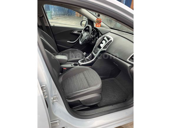 Sahibinden Opel Astra 1.4 T Enjoy Active 2014 Model  140.500 km Gri (Gümüş)