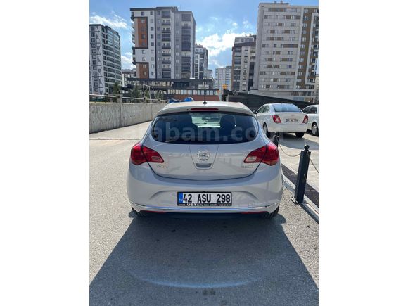Sahibinden Opel Astra 1.4 T Enjoy Active 2014 Model  140.500 km Gri (Gümüş)