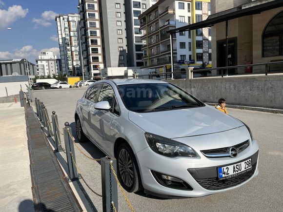 Sahibinden Opel Astra 1.4 T Enjoy Active 2014 Model  140.500 km Gri (Gümüş)