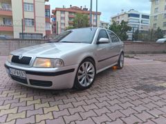 Sahibinden Skoda Octavia 1.6 Ambiente 2001 Model 372.000 km Gri (Gümüş)