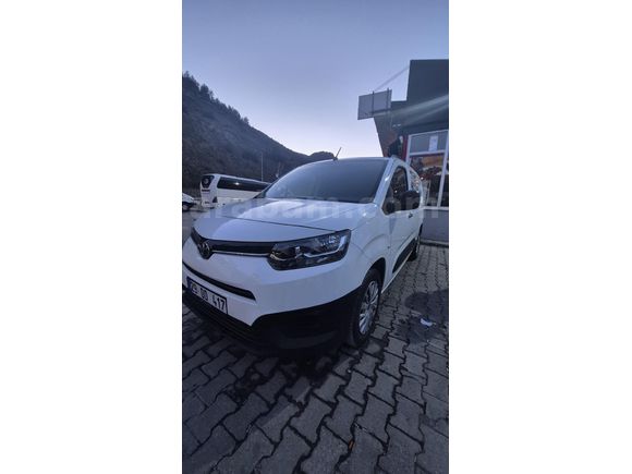 Sahibinden Toyota Proace City 1.5 D Dream 2022 Model