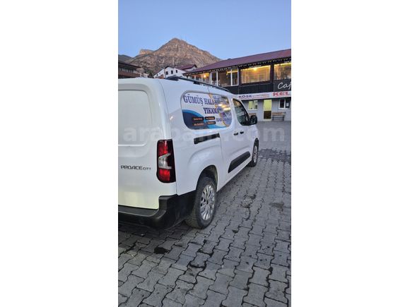 Sahibinden Toyota Proace City 1.5 D Dream 2022 Model