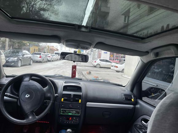 Sahibinden Renault Clio 1.6 Dynamique 2003 Model 