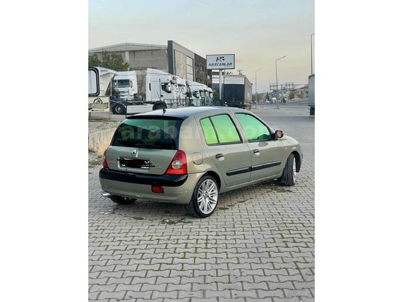 Sahibinden Renault Clio 1.6 Dynamique 2003 Model 