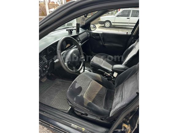 Sahibinden Opel Vectra 2.0 CD 1996 Model 