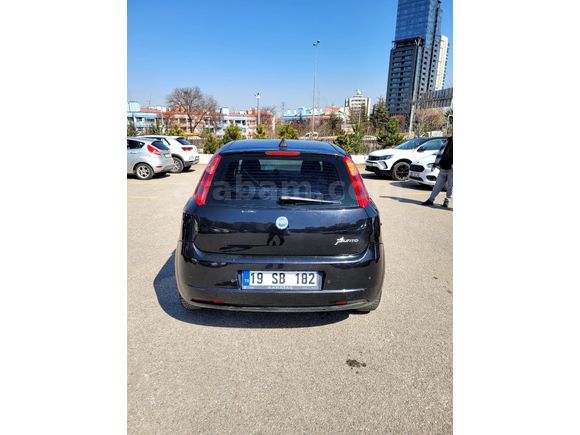 ACİLL Sahibinden  6 ileri 90 hp grande punto