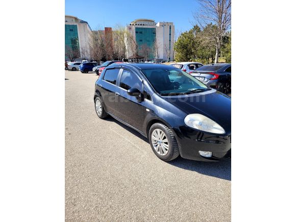 ACİLL Sahibinden  6 ileri 90 hp grande punto