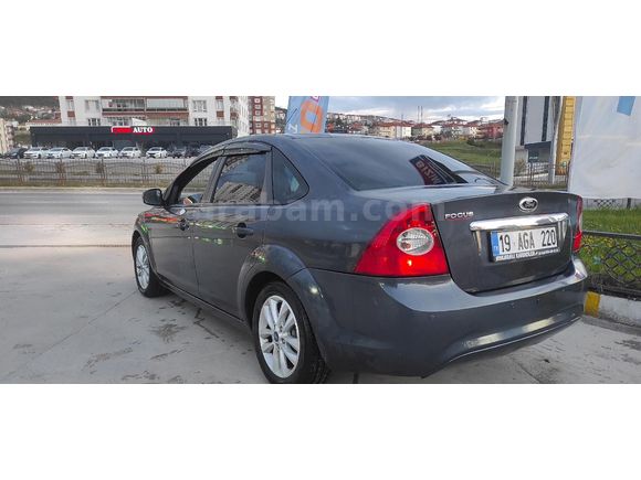 Sahibinden Ford Focus 1.6 Titanium 2009 Model