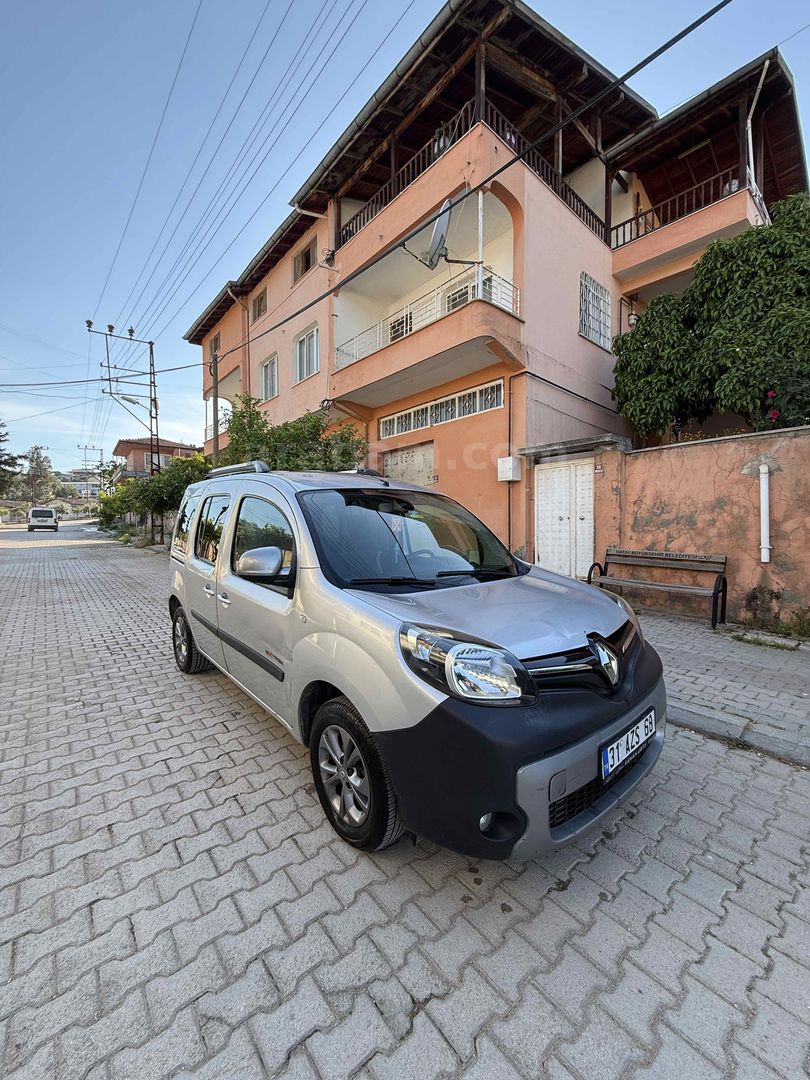 Sahibinden Renault Kangoo Multix 1.5 dCi Extreme 2014 Model Hatay