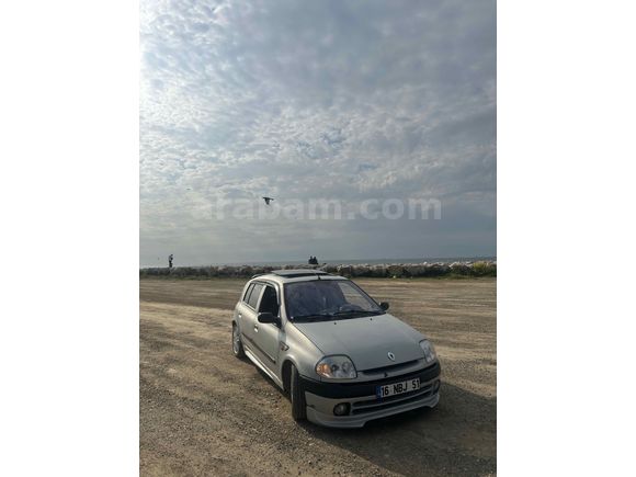 Sahibinden Renault Clio 1.4 RXT 2001 Model  235.000 km Gri (Gümüş)