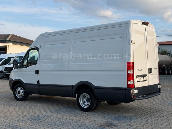AKTİF den2011 IVECO DAİLY 35C13 12m3 ÇİFT TEKER PANELVAN BOYASIZ