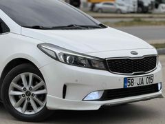 Sahibinden Kia Cerato 1.6 CRDi Concept Plus 2017 Model  hatasız boyasız 