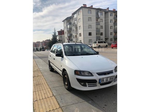 Sahibinden Mitsubishi Space Star 1.6 2005 Model Ankara