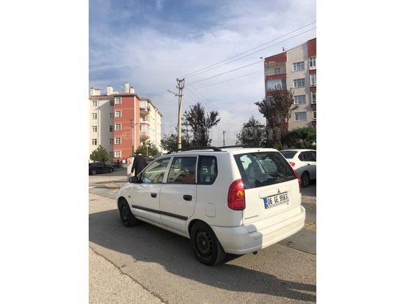 Sahibinden Mitsubishi Space Star 1.6 2005 Model Ankara