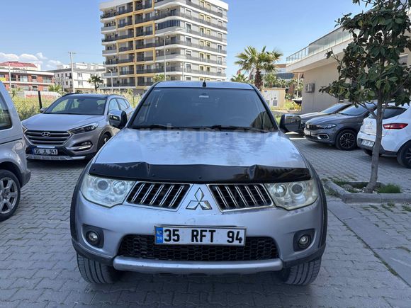 Sahibinden Mitsubishi L 200 4x2 Invite 2011 Model  233000 km Gri (Gümüş)