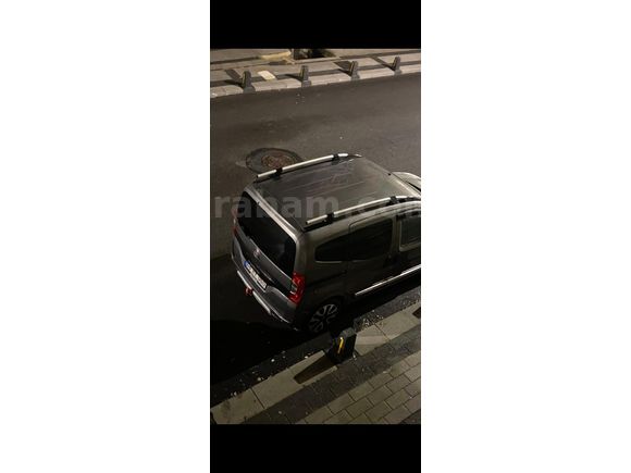 2018 çıkışlı koltuk ışıtmalı en full paket yetkili servis bakımlı