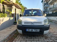 Sahibinden değişensiz Citroen Berlingo 1.9 D FG 2004 Model  345000 km Beyaz