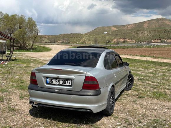 Sahibinden Opel Vectra 2.0 CD 1997 Model 