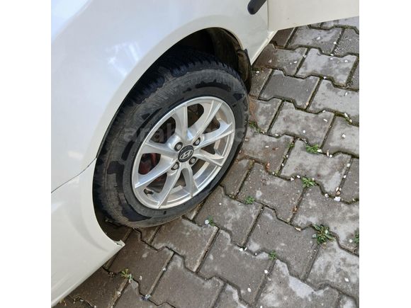 Sahibinden Hyundai Accent 1.5 CRDi Admire 2005 Model