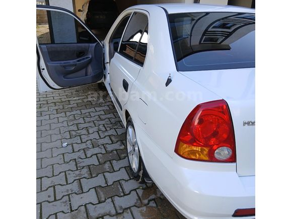 Sahibinden Hyundai Accent 1.5 CRDi Admire 2005 Model