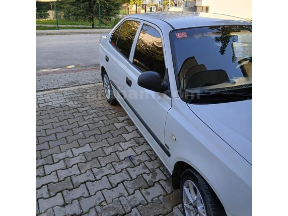 Sahibinden Hyundai Accent 1.5 CRDi Admire 2005 Model