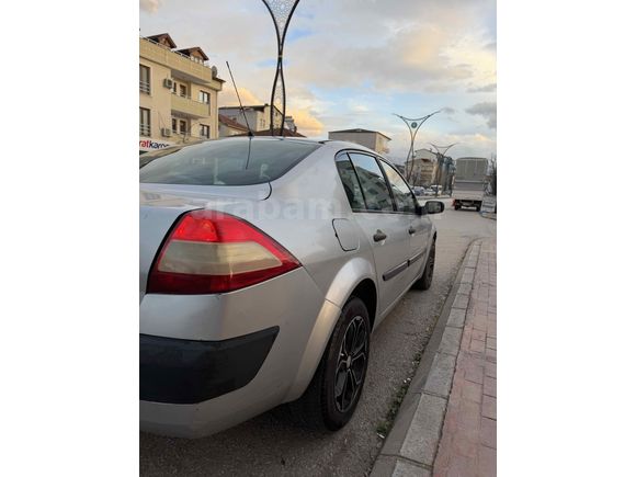 SIFIR MOTORLU MEGANE 2 86 HP