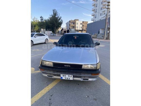 Sahibinden Toyota Corolla 1.6 GL 1990 Model 