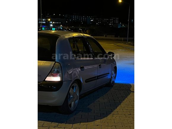Sahibinden Renault Clio 1.4 2002 Model 