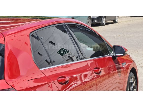 Golf 8@ 1.0 eTSI Style 2022@**KIS PAKET**