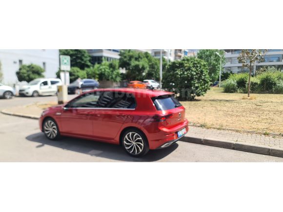 Golf 8@ 1.0 eTSI Style 2022@**KIS PAKET**