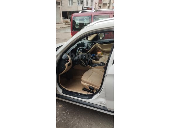 Sahibinden 186 binde BMW X1 20d xDrive 2012 Model